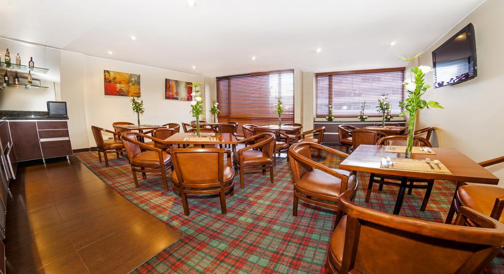 Hotel 51 Plaza Богота Екстериор снимка
