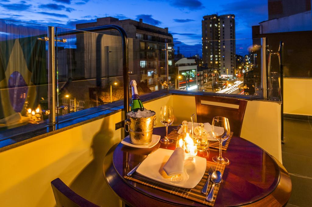 Hotel 51 Plaza Богота Екстериор снимка